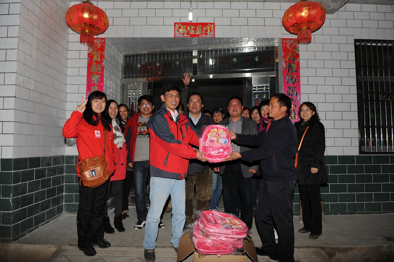 参观革命老区  感受红色情怀——有爱爱
组织党员赴英山开展主题教育实践活动