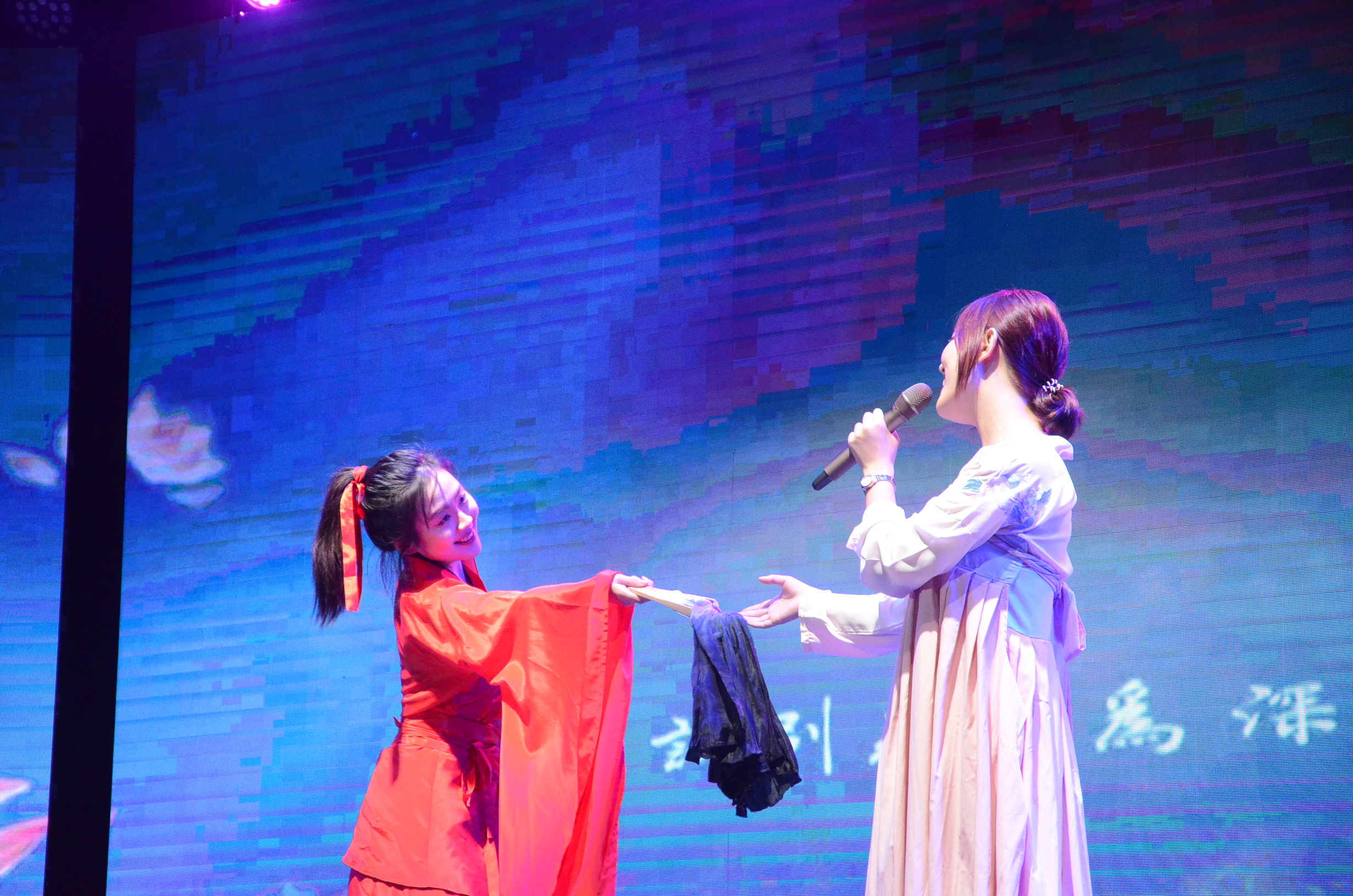 迎新季丨新意贰零，传响珞珈——记有爱爱
2020年迎新晚会